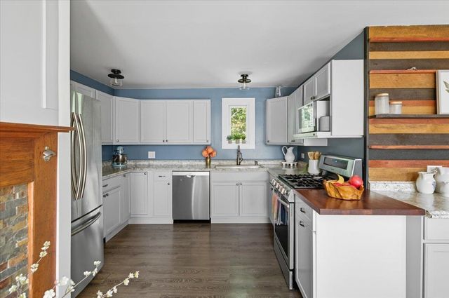 251 Shunpike Road, South Burlington, VT 05403