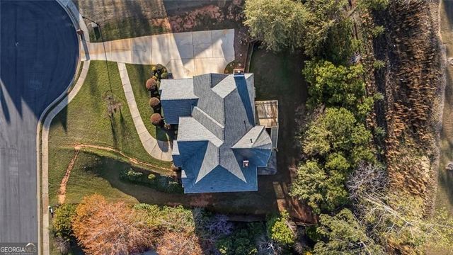 5662 Tuxedo Drive, Douglasville, GA 30135