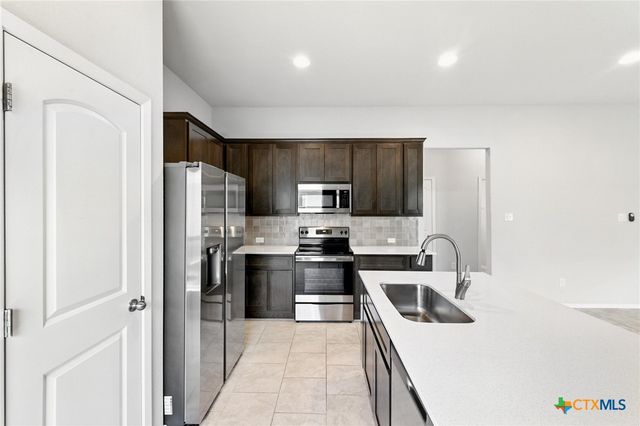 308 Black Opal Drive, Jarrell, TX 76537