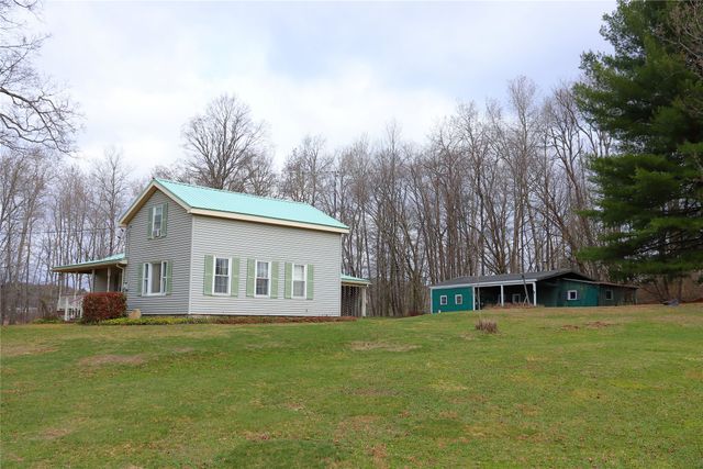 700 SPENCER Road, Corry, PA 16407