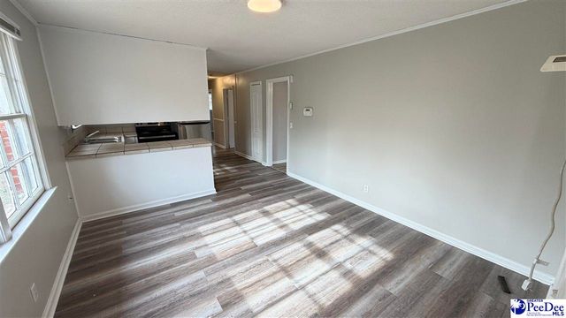 822 E Butler Ln, Florence, SC 29505