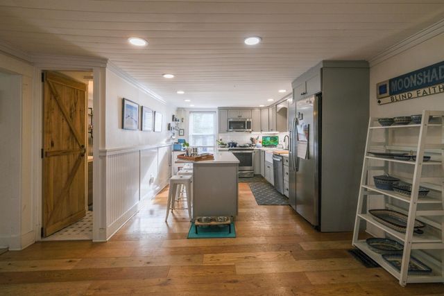 531 Main Street, Chester, VT 05143