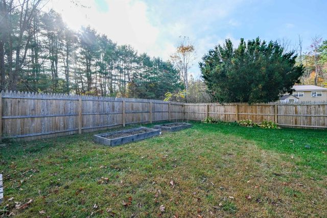 531 Main Street, Chester, VT 05143