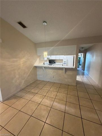 817 Gleason PKWY # 3, Cape Coral, FL 33914