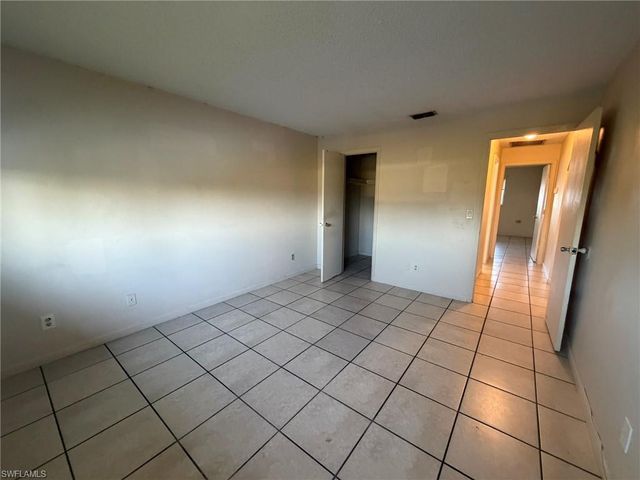 817 Gleason PKWY # 3, Cape Coral, FL 33914