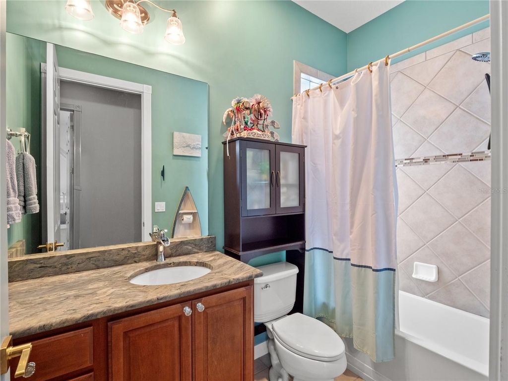 Image 25 of property listing at 11800 ZELKOVA LANE, Orlando, FL 32827