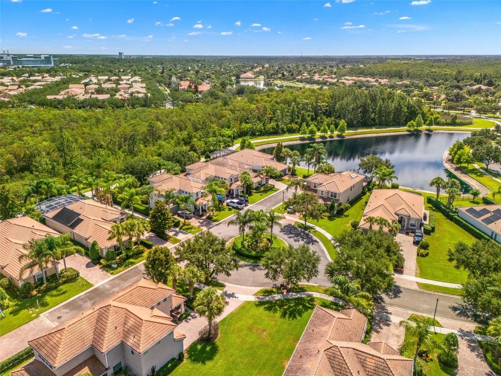 Image 42 of property listing at 11800 ZELKOVA LANE, Orlando, FL 32827
