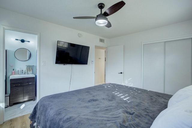 2660 Aramon Dr, Rancho Cordova, CA 95670