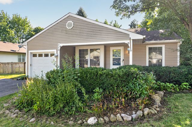 326 Danbury Drive, Naperville, IL 60565