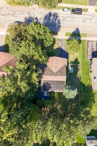 326 Danbury Drive, Naperville, IL 60565