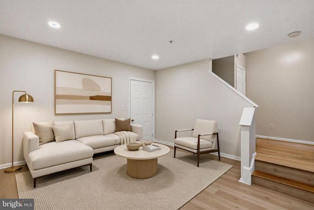 123 BLACKBIRD HILL LN, Laurel, MD 20724