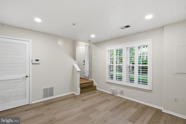 123 BLACKBIRD HILL LN, Laurel, MD 20724