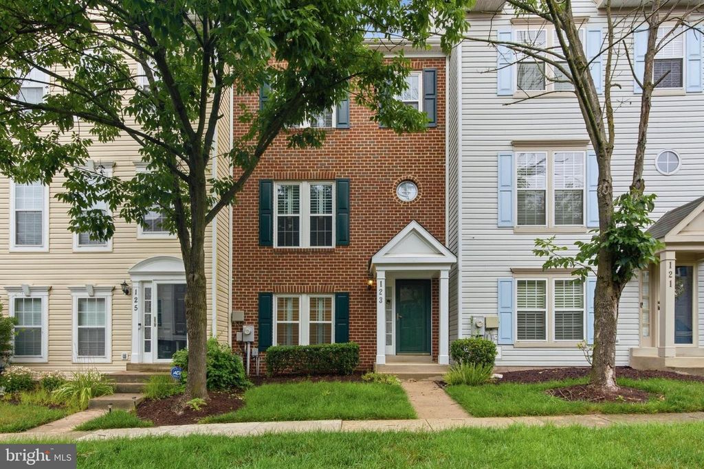 123 BLACKBIRD HILL LN, Laurel, MD 20724