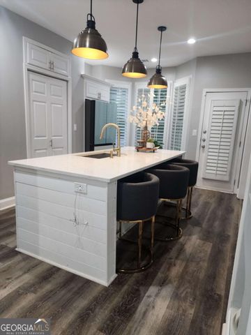 1955 Barrett Knoll Circle NW, Kennesaw, GA 30152