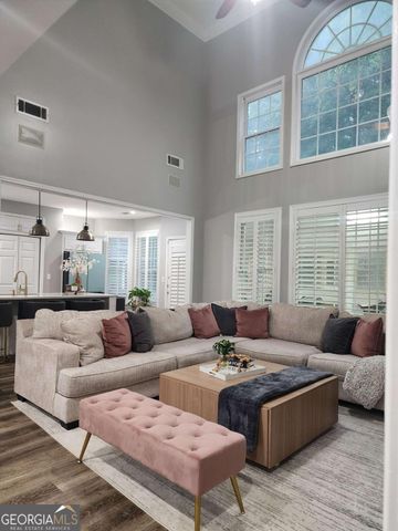 1955 Barrett Knoll Circle NW, Kennesaw, GA 30152