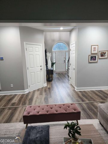 1955 Barrett Knoll Circle NW, Kennesaw, GA 30152