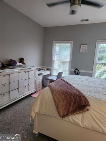 1955 Barrett Knoll Circle NW, Kennesaw, GA 30152