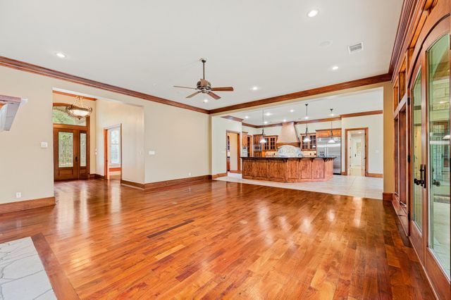 300 Escalera PKWY, Georgetown, TX 78628