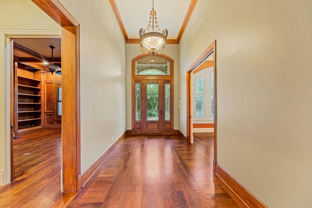 300 Escalera PKWY, Georgetown, TX 78628