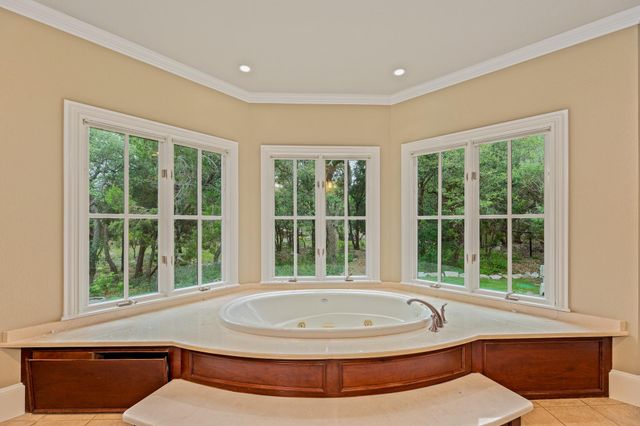 300 Escalera PKWY, Georgetown, TX 78628
