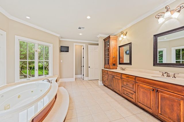 300 Escalera PKWY, Georgetown, TX 78628