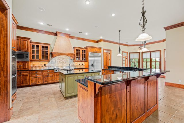 300 Escalera PKWY, Georgetown, TX 78628
