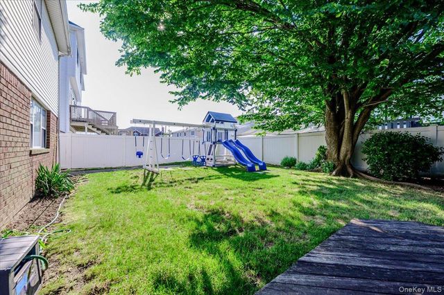 634 Jarvis Avenue, Far Rockaway, NY 11691