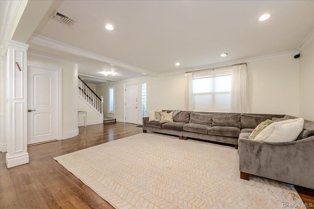 634 Jarvis Avenue, Far Rockaway, NY 11691