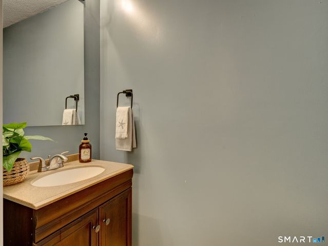10 Butternut Lane 10, Rocky Hill, CT 06067