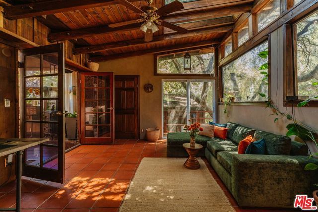 21513 Highvale Trail, Topanga (los Angeles), CA 90290