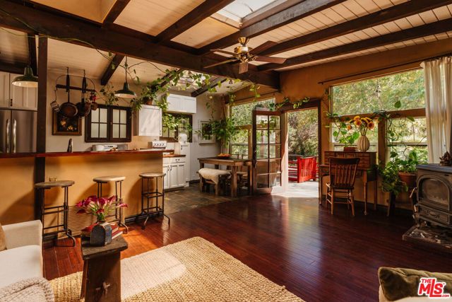 21513 Highvale Trail, Topanga (los Angeles), CA 90290