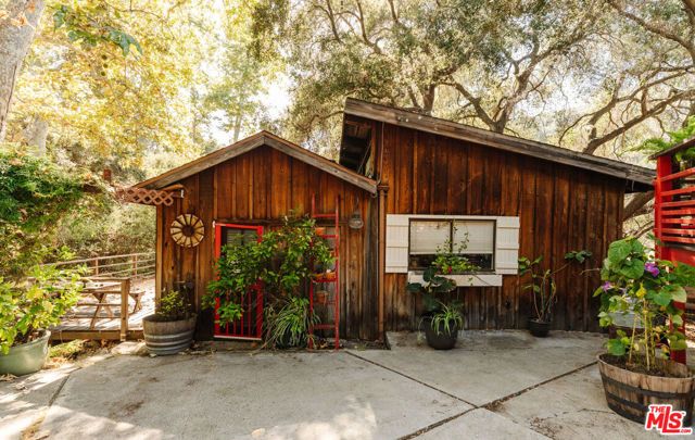 21513 Highvale Trail, Topanga (los Angeles), CA 90290
