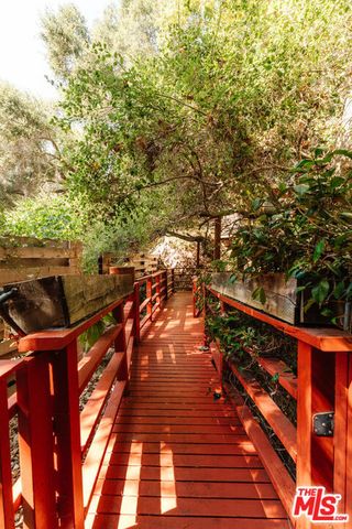 21513 Highvale Trail, Topanga (los Angeles), CA 90290