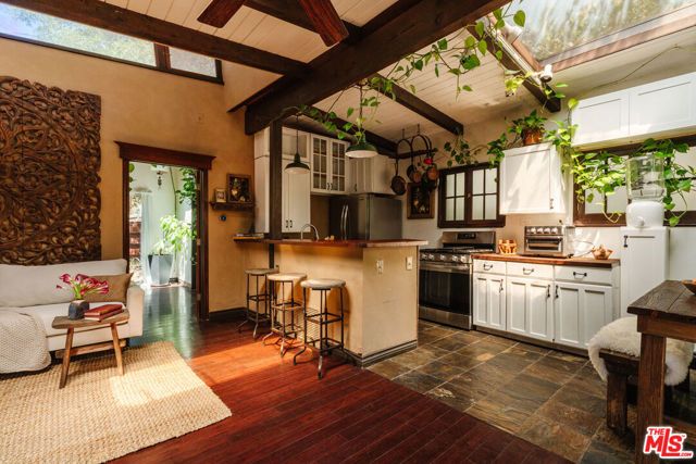 21513 Highvale Trail, Topanga (los Angeles), CA 90290