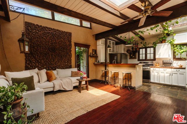 21513 Highvale Trail, Topanga (los Angeles), CA 90290