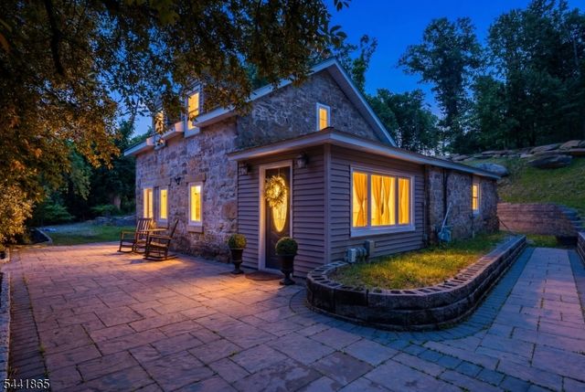 124 Dover Chester Rd, Randolph Twp., NJ 07869