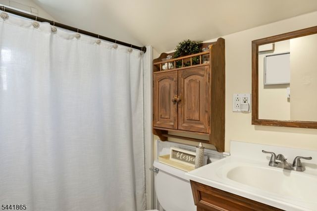 124 Dover Chester Rd, Randolph Twp., NJ 07869