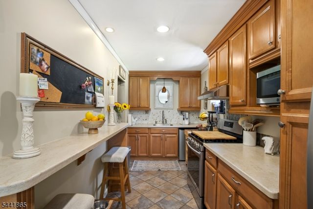 124 Dover Chester Rd, Randolph Twp., NJ 07869