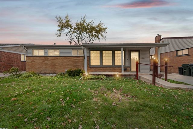 21301 Briarcliff Street, St Clair Shores, MI 48082