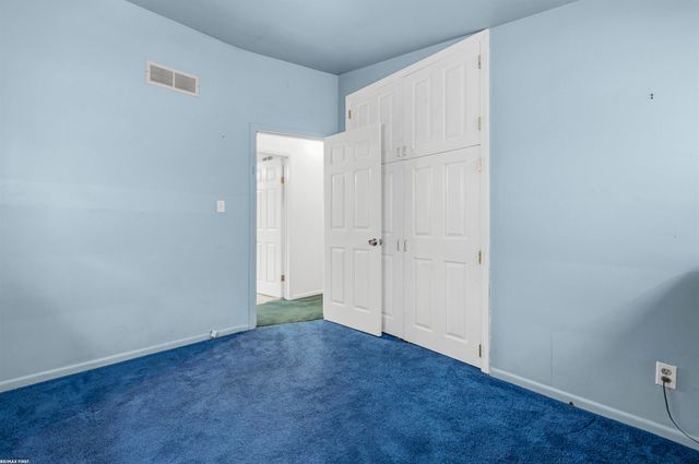 21301 Briarcliff Street, St Clair Shores, MI 48082