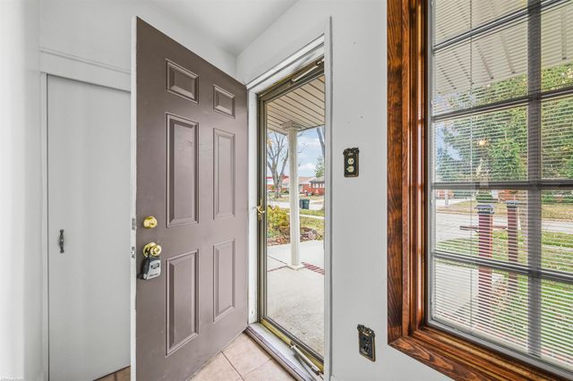 21301 Briarcliff Street, St Clair Shores, MI 48082