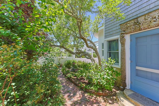 41 Pond Road, North Truro, MA 02652