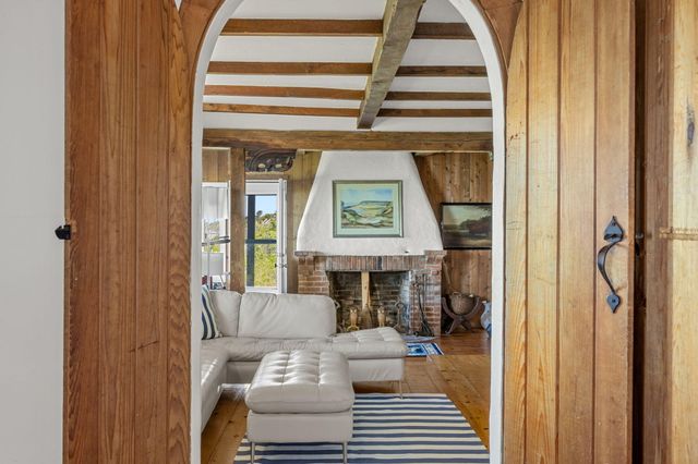 41 Pond Road, North Truro, MA 02652