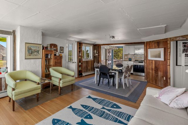 41 Pond Road, North Truro, MA 02652