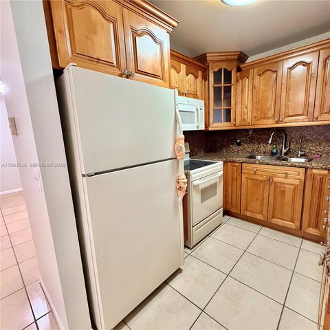 13300 SW 1st St 104O, Pembroke Pines, FL 33027