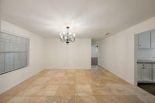 83 County Road 3189c, Cleveland, TX 77327