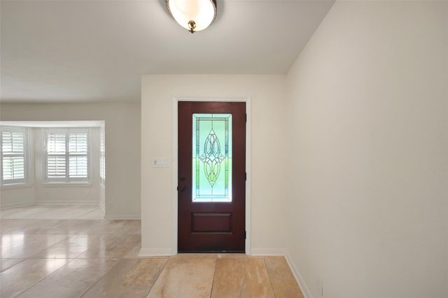 83 County Road 3189c, Cleveland, TX 77327