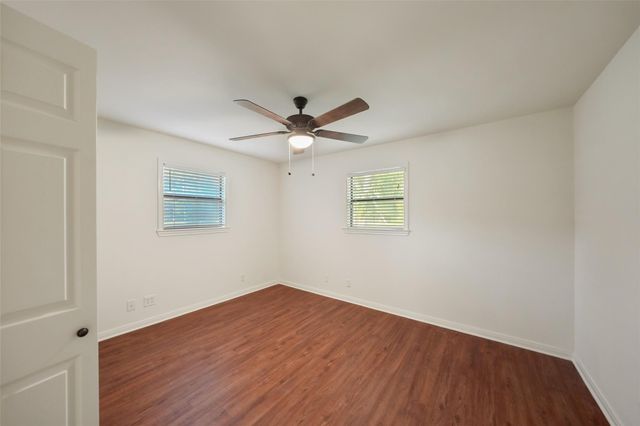 83 County Road 3189c, Cleveland, TX 77327