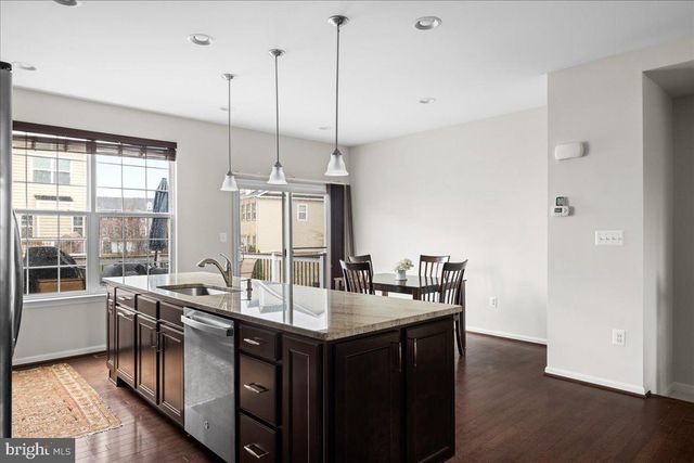 1590 KINNAIRD TER NE, Leesburg, VA 20176