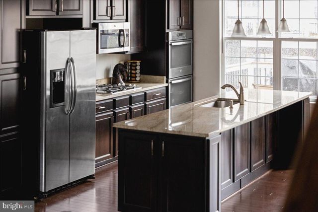 1590 KINNAIRD TER NE, Leesburg, VA 20176